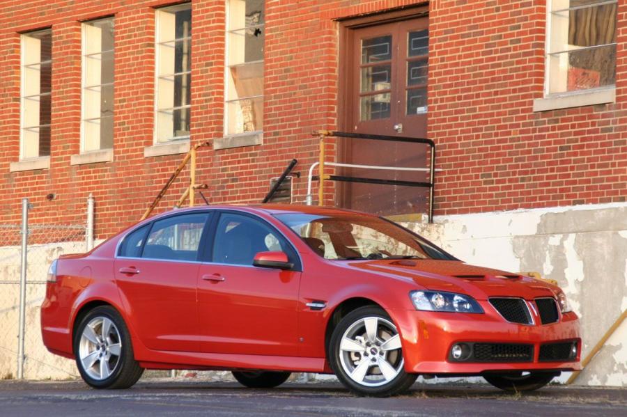 Pontiac G8 GT 2008 года  (фото 4 из 48)